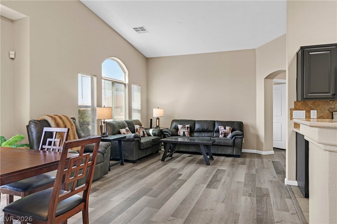 1090 Sheer Paradise Lane 101 — photo 4 of 27