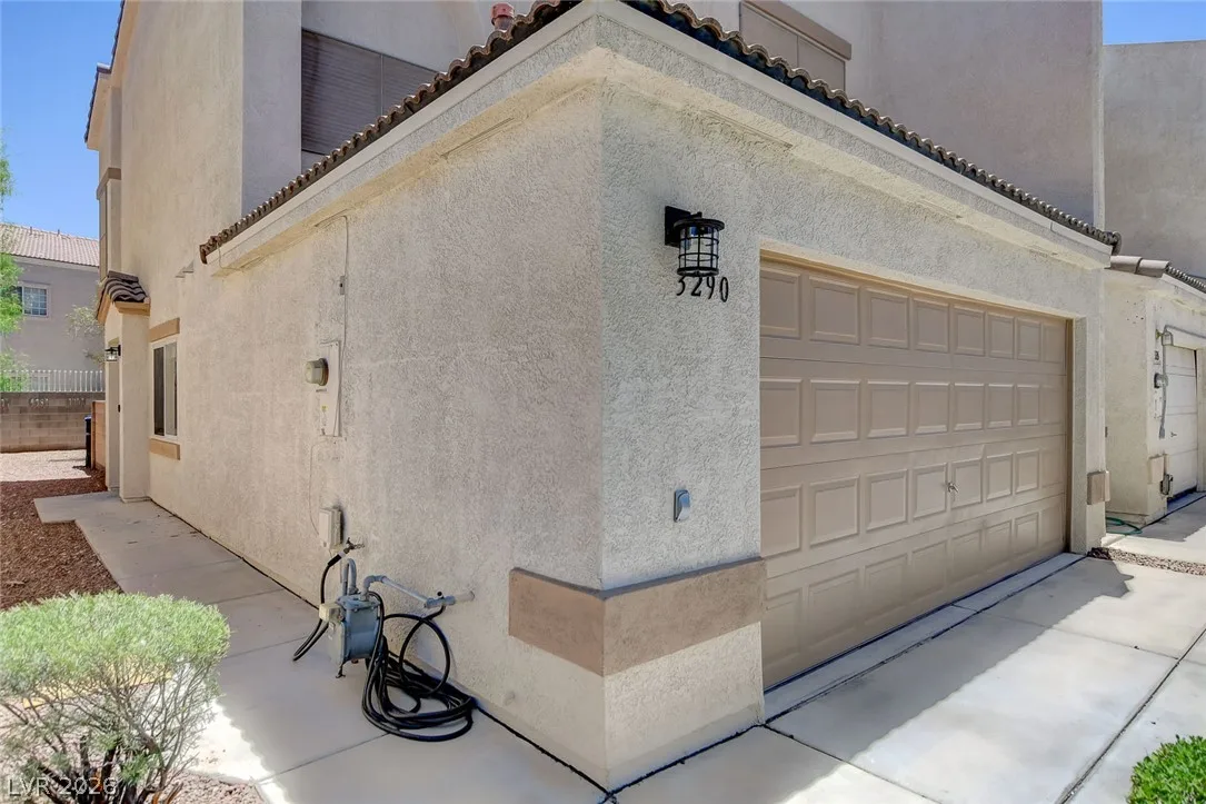 3290 Dragon Fly Street — photo 4