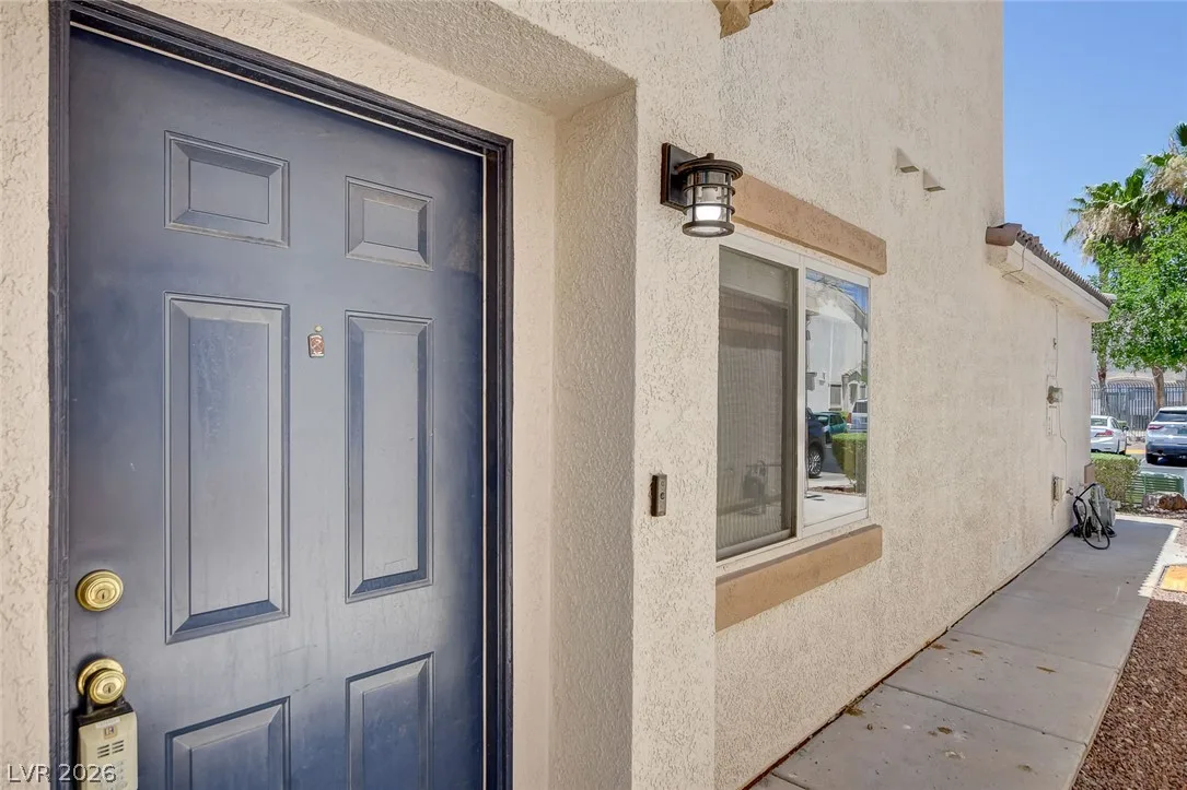 3290 Dragon Fly Street — photo 5