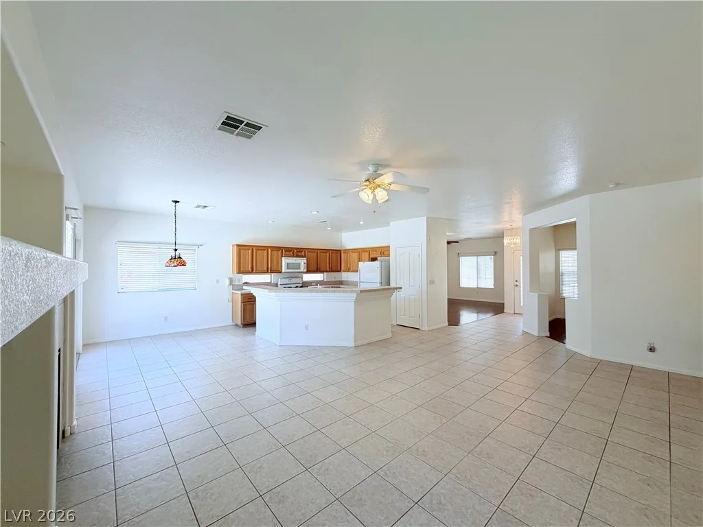 8096 Marin Pointe Avenue — photo 3 of 23