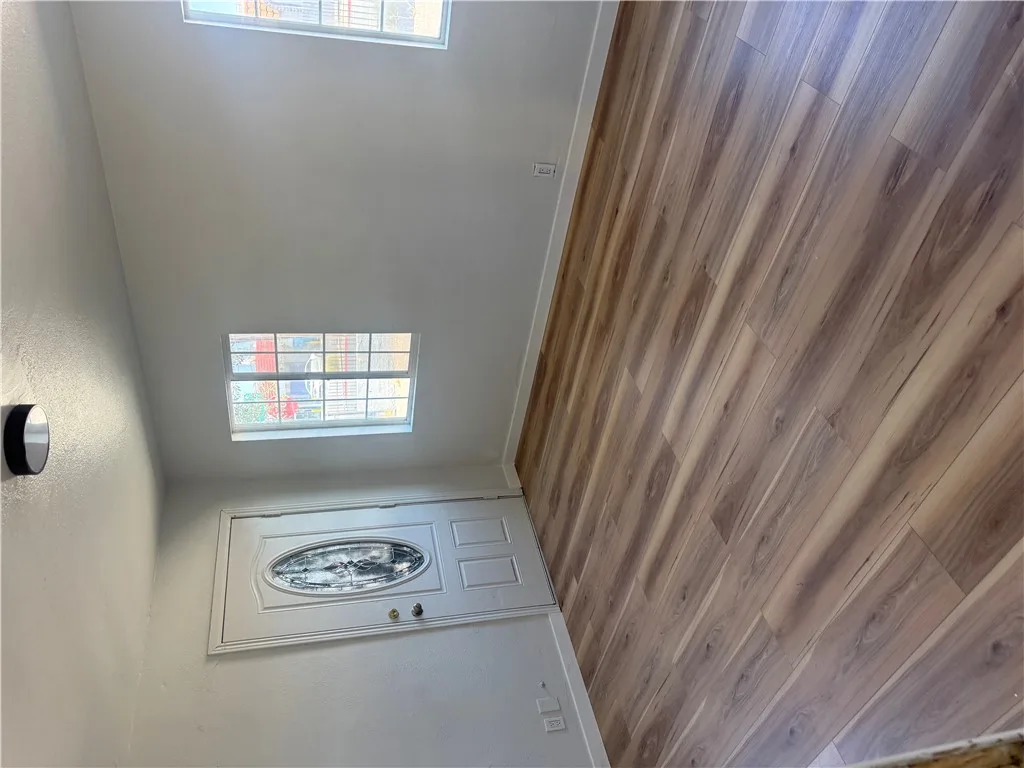 530 East Oakey Boulevard A — photo 5 of 14