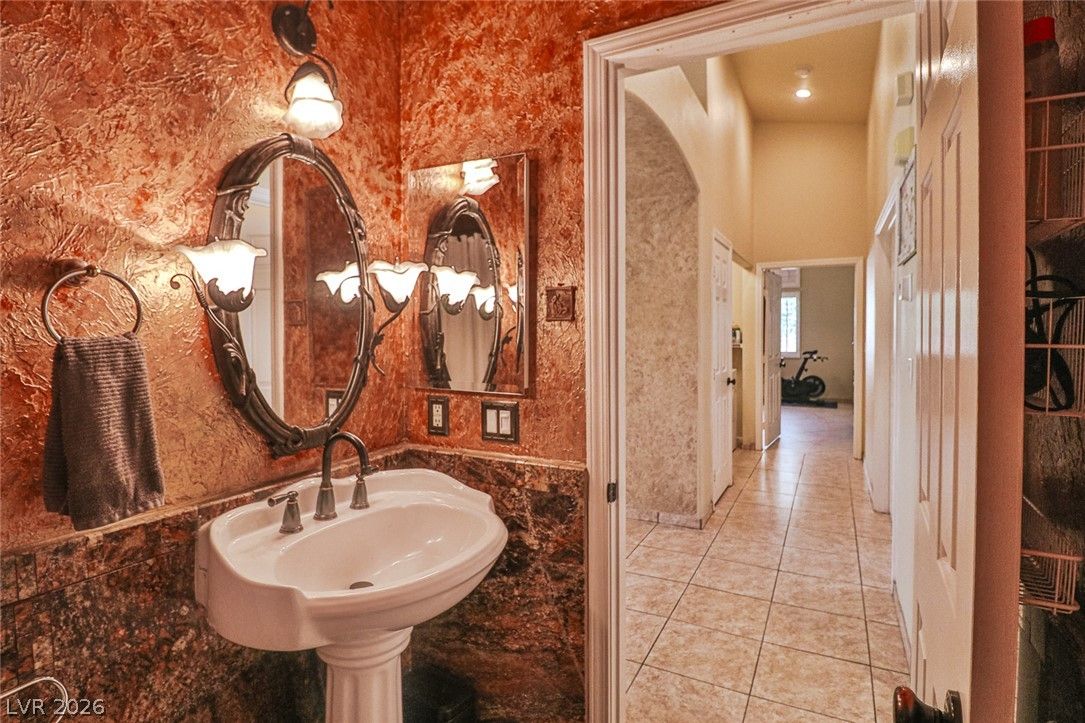 5752 Shermer Court — photo 5