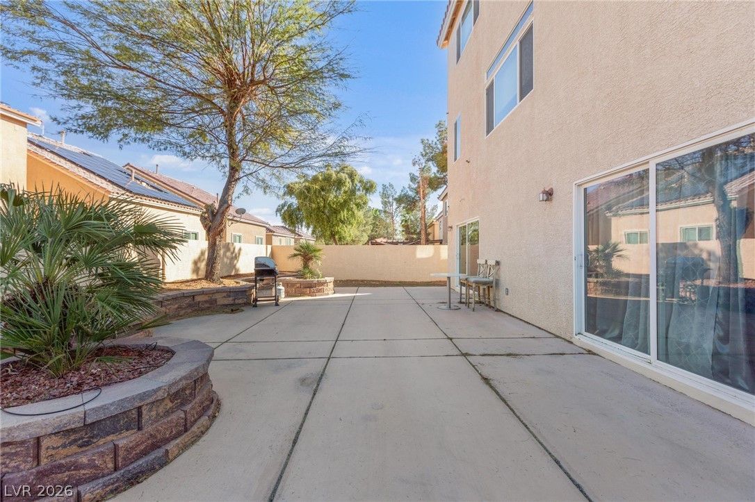 8508 Silver Coast Street — photo 4