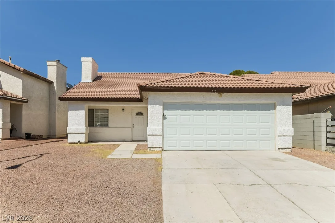 516 Laughlin Way — photo 2