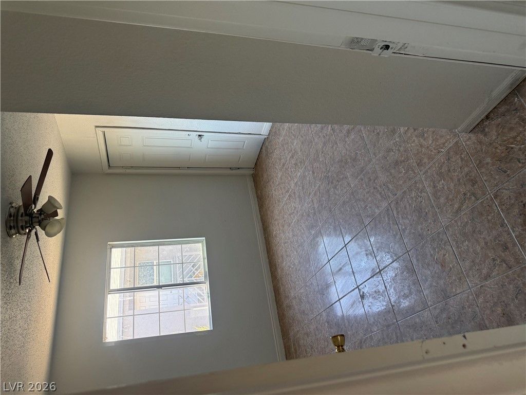 530 East Oakey Boulevard C — photo 2