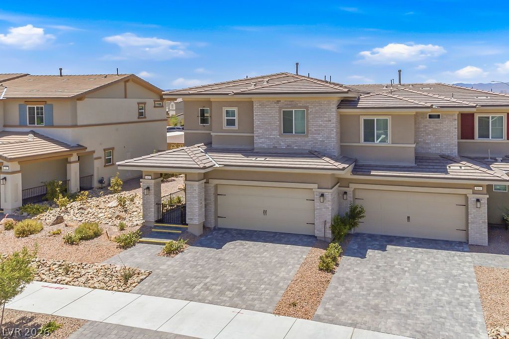 913 Cadence View Way — photo 3