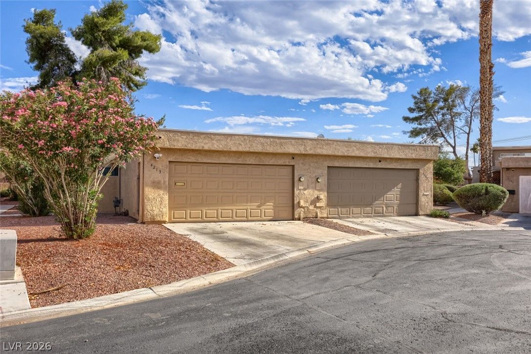4213 Essex Green Court — photo 4