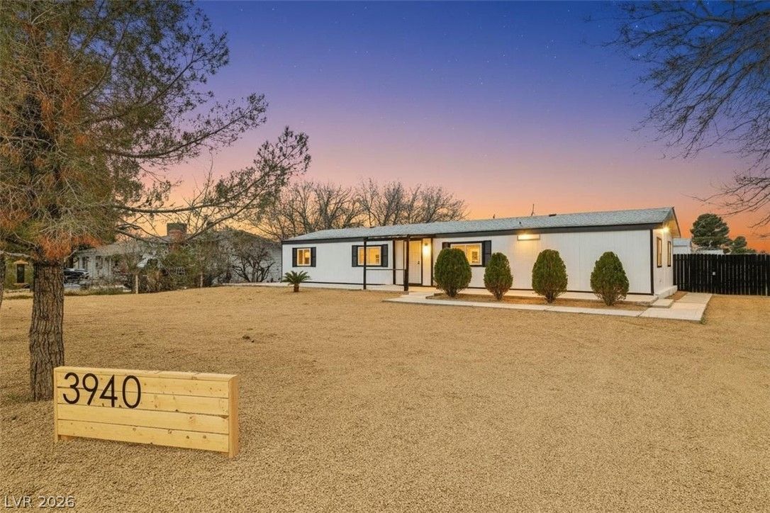 3940 Point Drive — photo 1