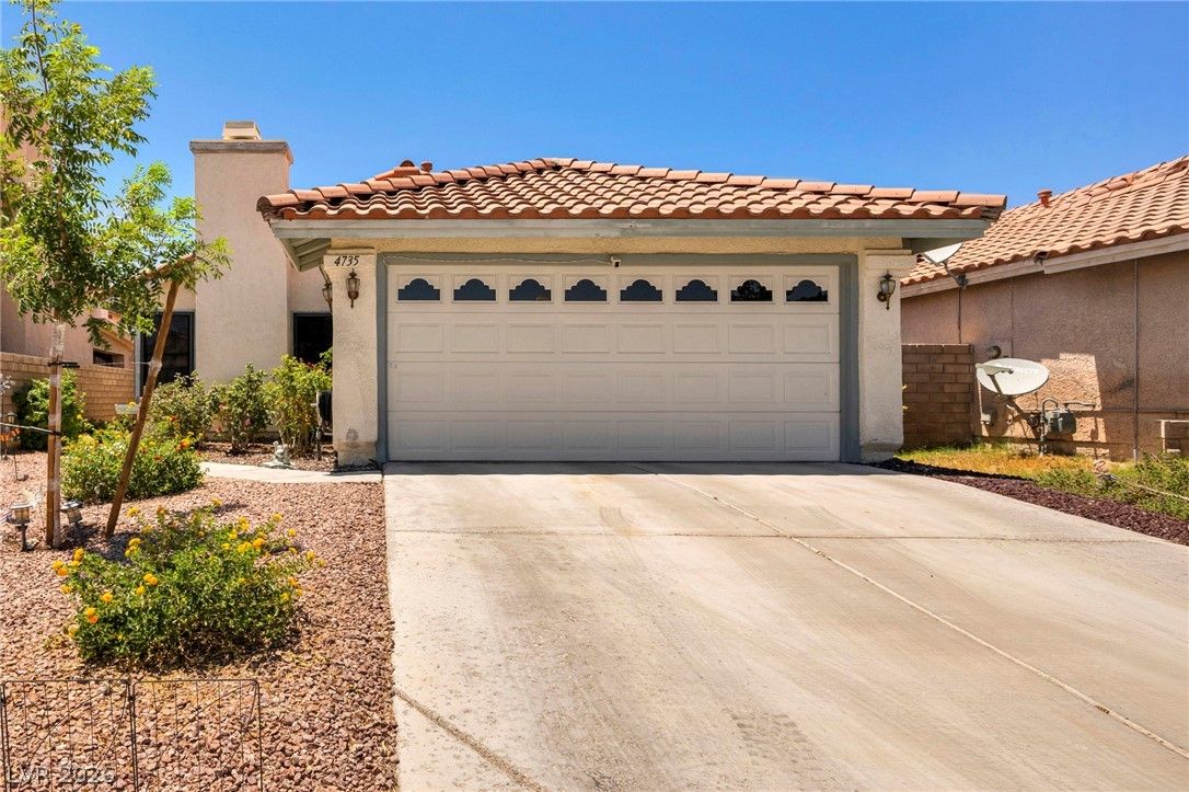 4735 Belshire Drive — photo 2