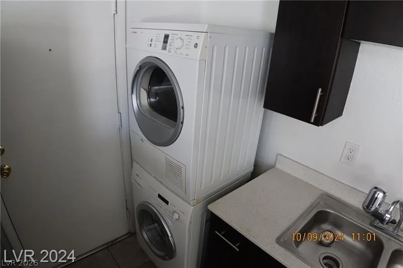 1309 Dorothy Avenue 3 — photo 2 of 11