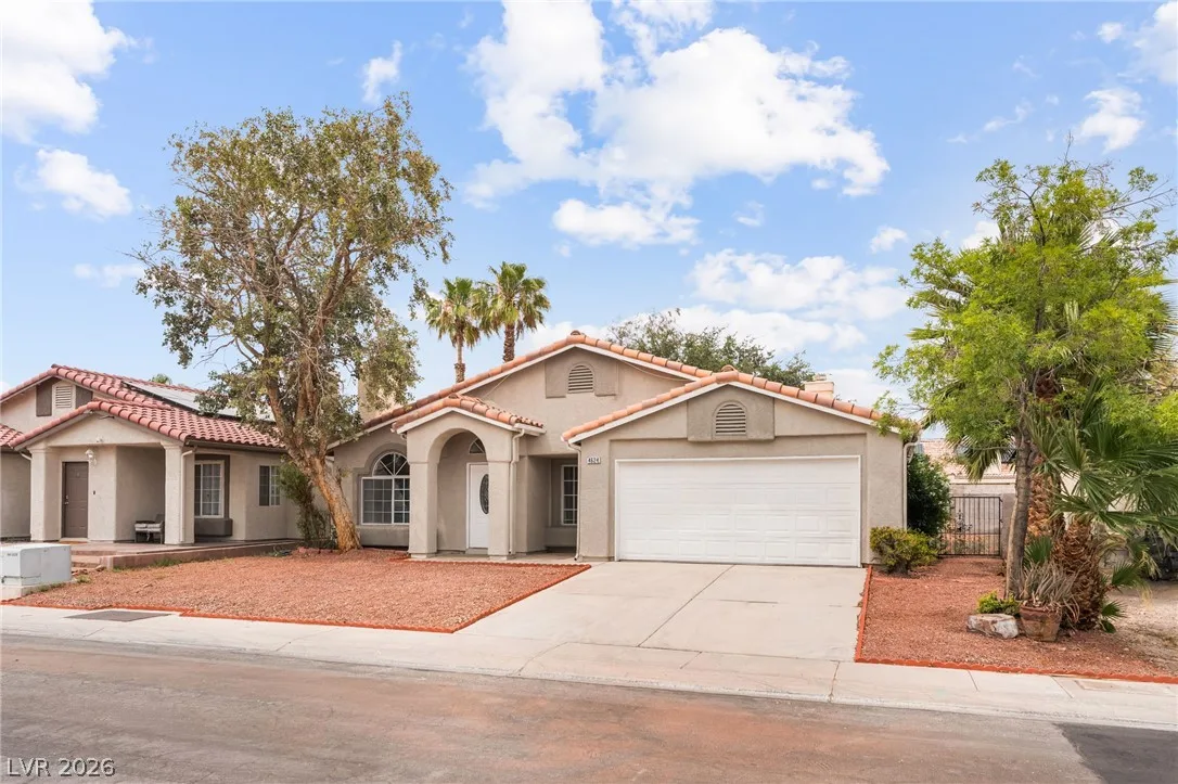 4624 Sophia Way — photo 4
