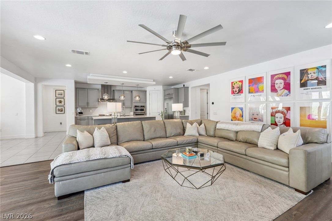 8269 Skye Gorge Street — photo 4
