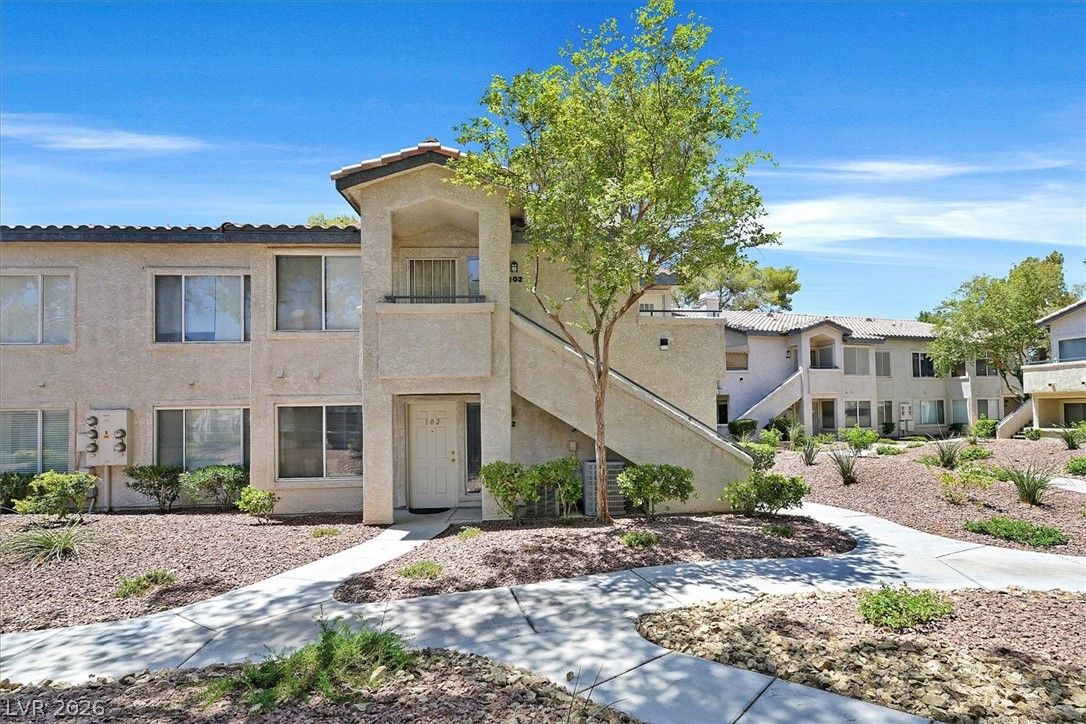 5217 Caspian Springs Drive 102 — photo 3