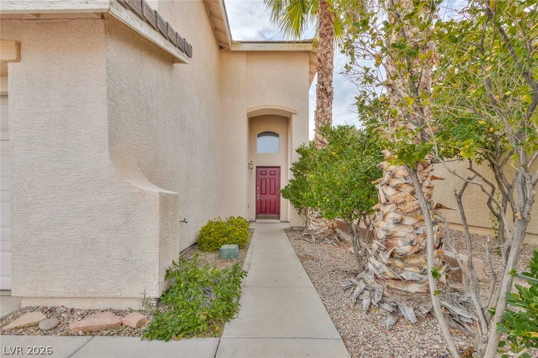 9861 ASHTON PINES Court 0 — photo 2