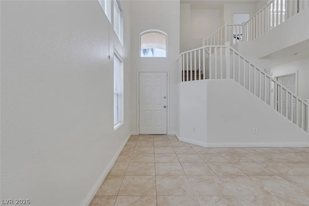 9861 ASHTON PINES Court 0 — photo 3