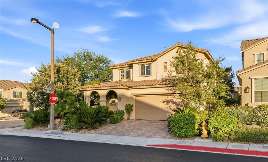 12225 Los Mares Lane — photo 1