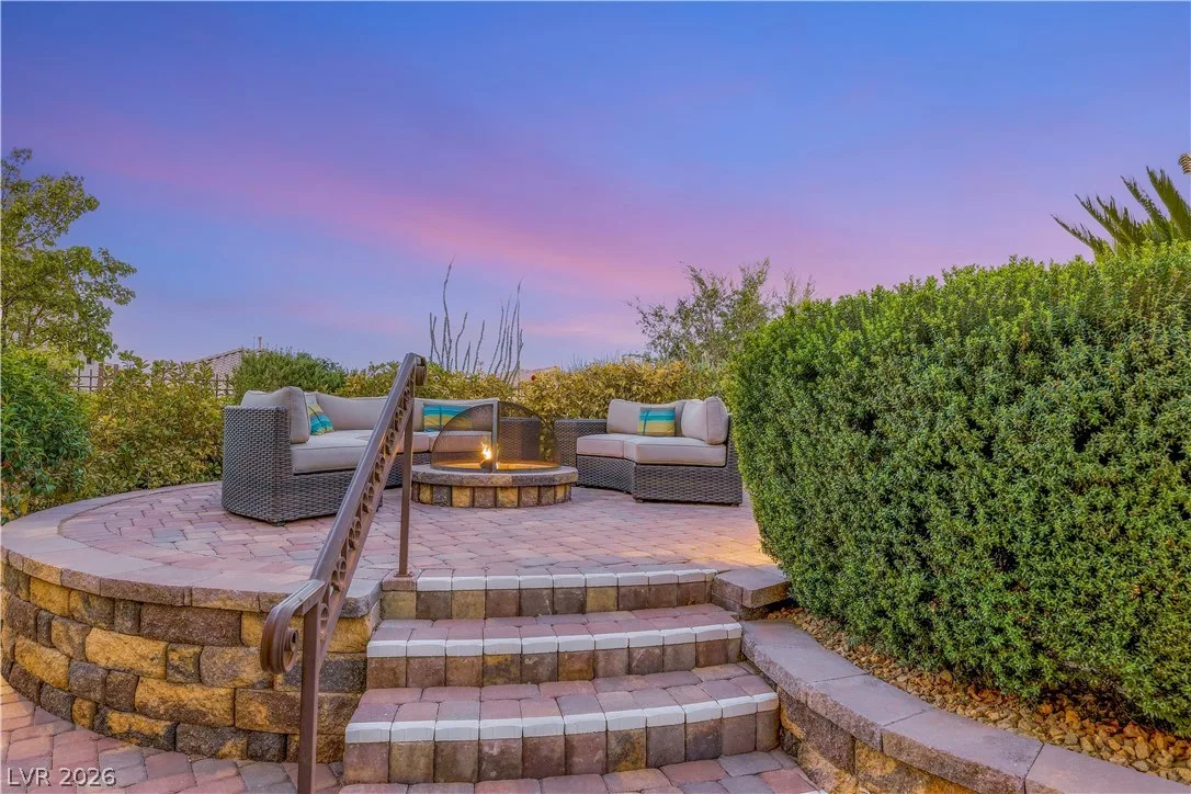 12225 Los Mares Lane — photo 5