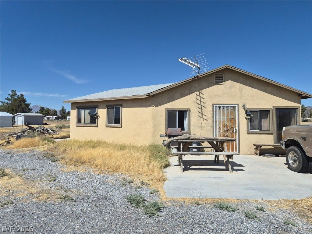 1480 Landmark Avenue — photo 2