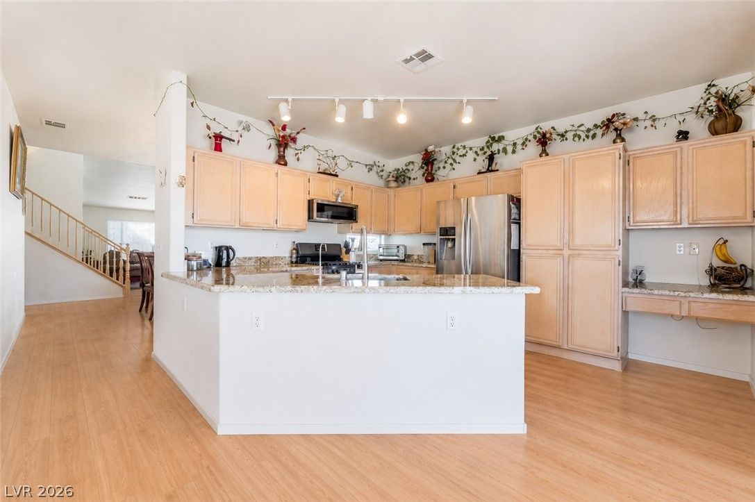 4542 Silver Bit Court — photo 4 of 21