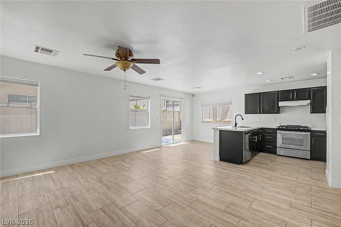 8168 New Leaf Avenue — photo 4