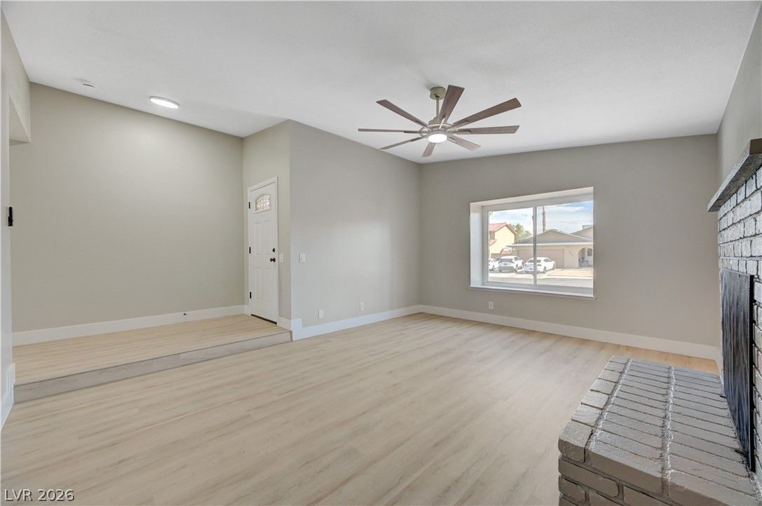 6784 Mataro Drive — photo 3