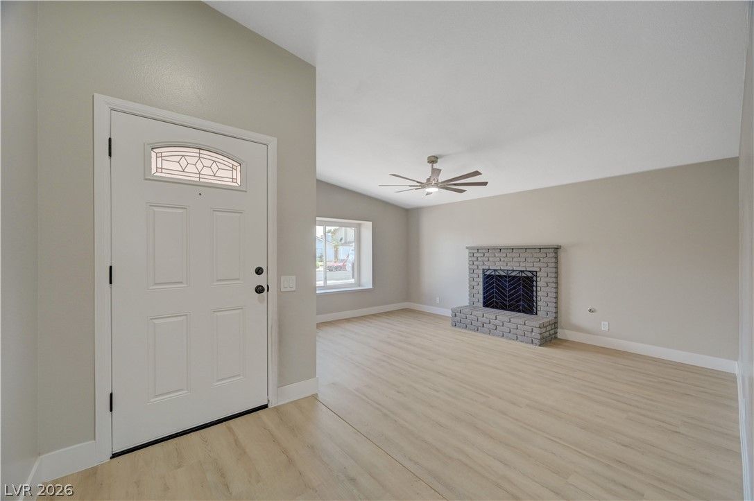 6784 Mataro Drive — photo 4