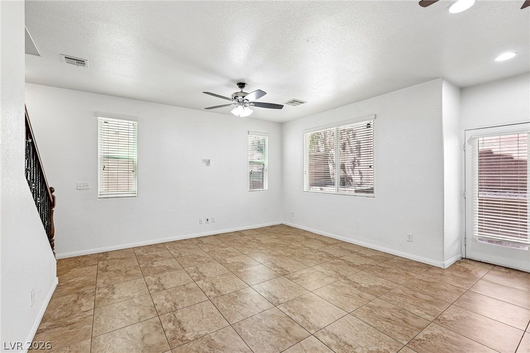 3819 Total Eclipse Street — photo 5