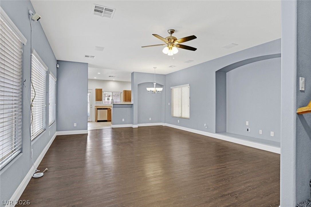 1755 Little Crow Avenue — photo 3
