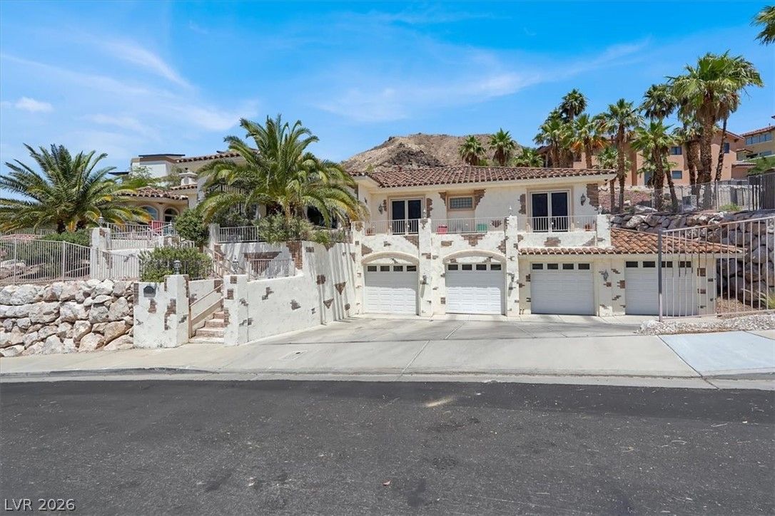 953 Pyrite Avenue — photo 2