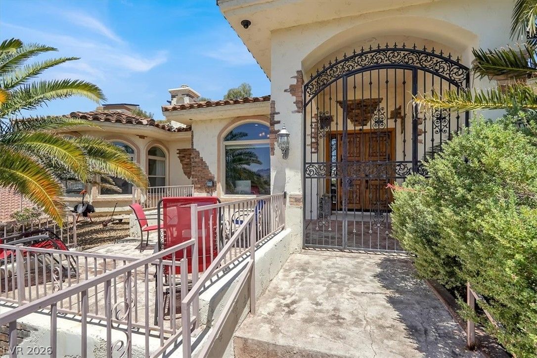 953 Pyrite Avenue — photo 4