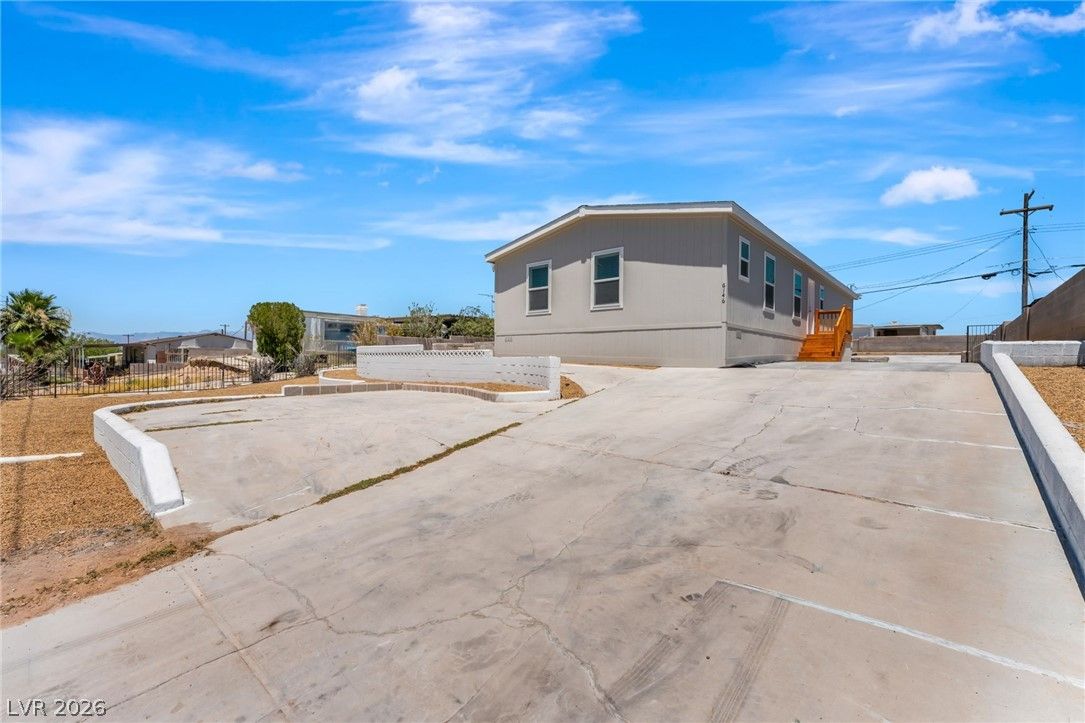 6146 Bryce Canyon Avenue — photo 1
