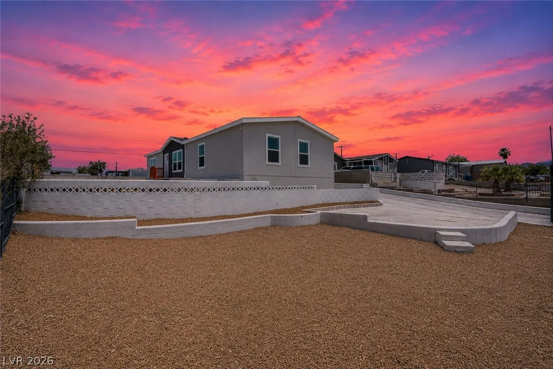 6146 Bryce Canyon Avenue — photo 2