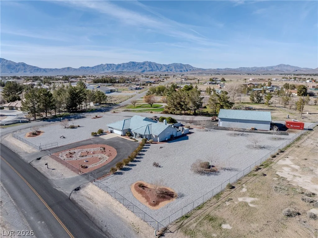 2060 Red Rock Drive — photo 2