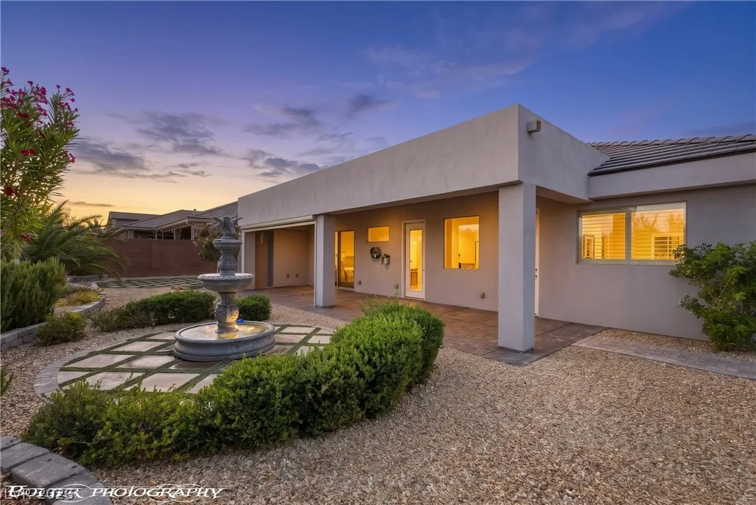 155 Seven Palms Way — photo 2