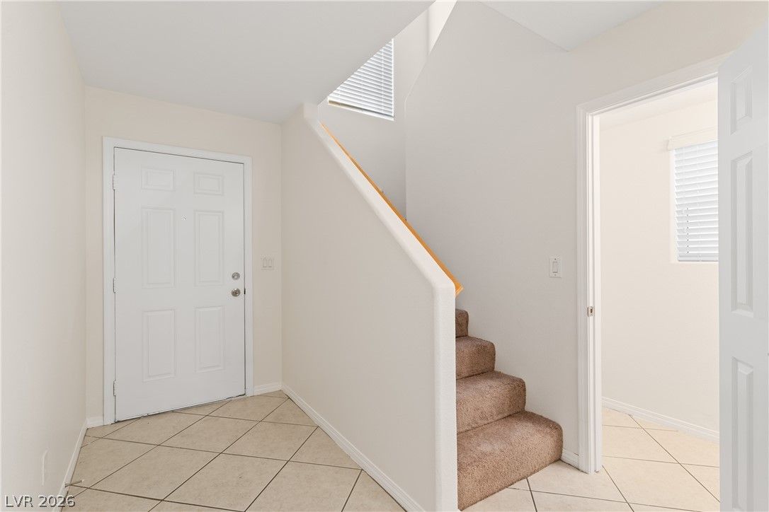 7268 Vinca Road — photo 3