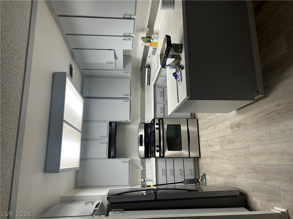 4007 Spring Leaf Drive — photo 3