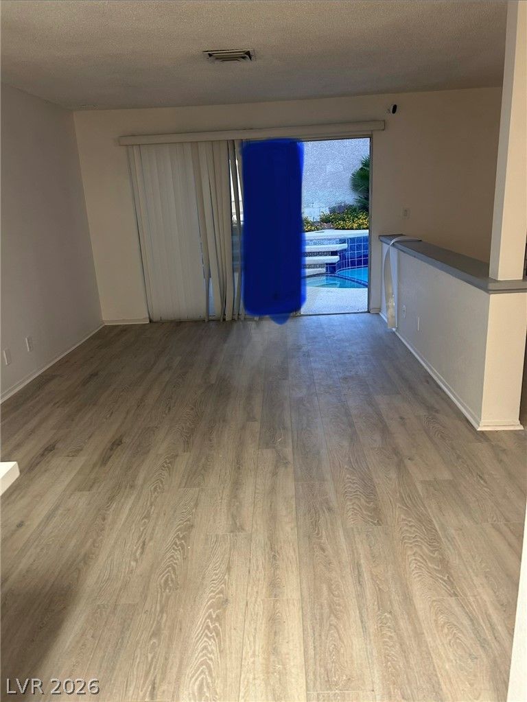 4007 Spring Leaf Drive — photo 5