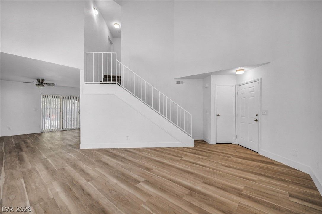 3844 Fitzpatrick Drive — photo 4 of 24