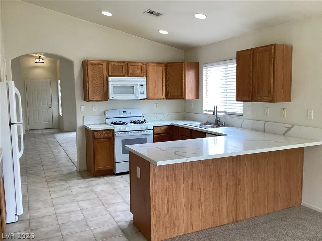 10984 VALLEROSA Street 0 — photo 2 of 23