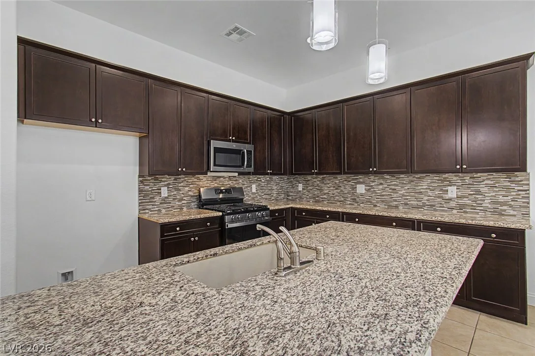 219 Denette Lane — photo 4