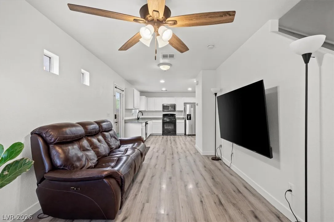 5153 Shreve Avenue — photo 3