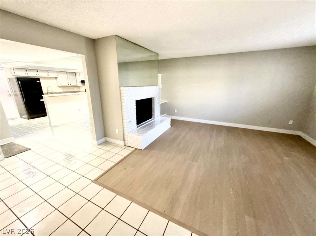 2654 Aracatuba Avenue — photo 3 of 24