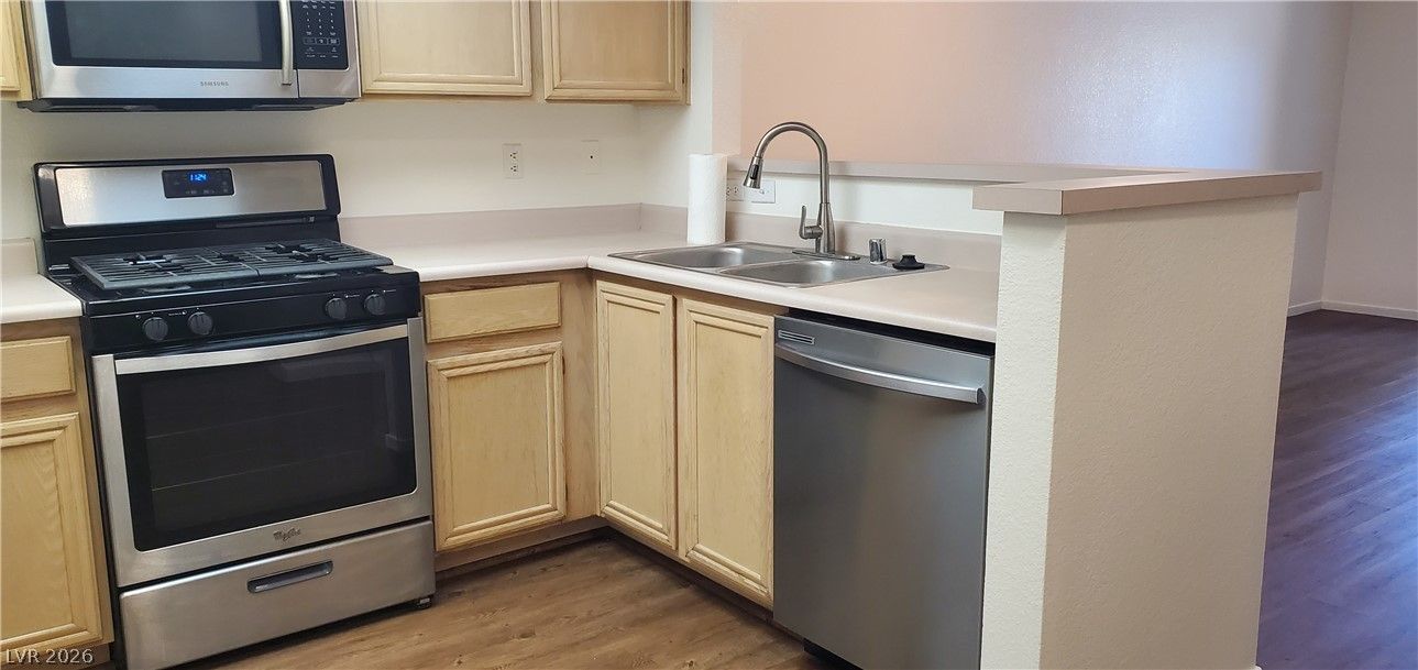 8070 West Russell Road 1123 — photo 3