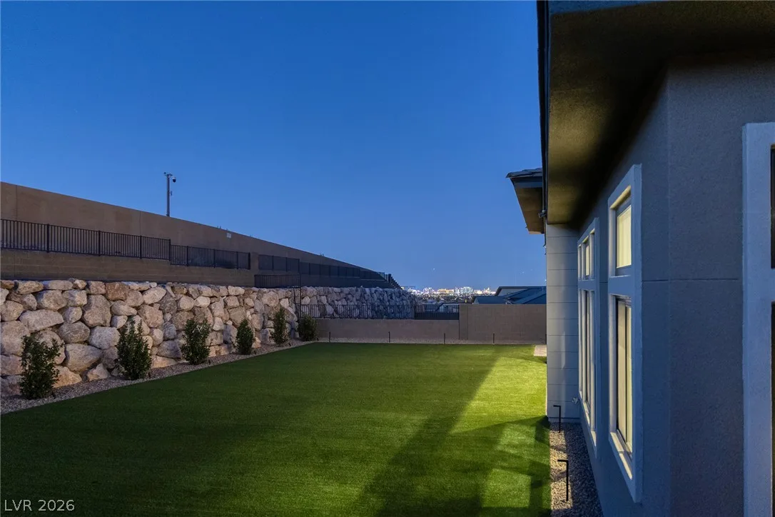 11000 Horizon Ledge Avenue — photo 4