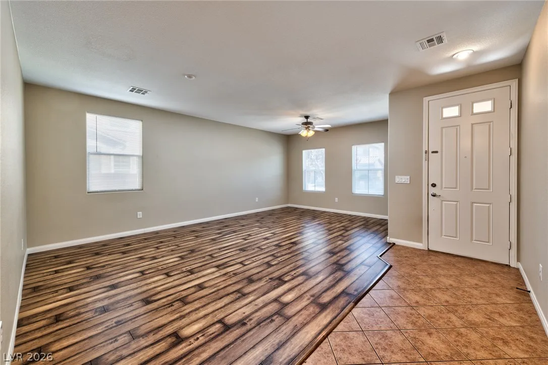 2116 Mistle Thrush Drive — photo 2