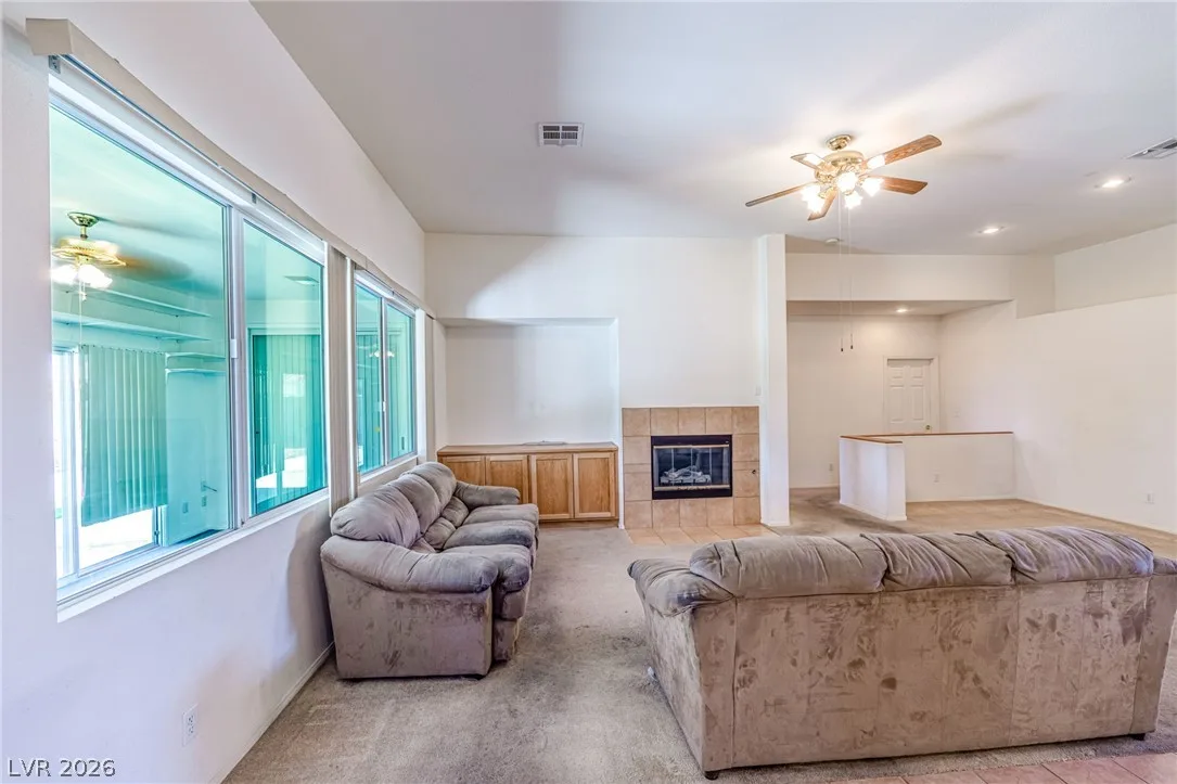 9612 Cherry Canyon Avenue — photo 4