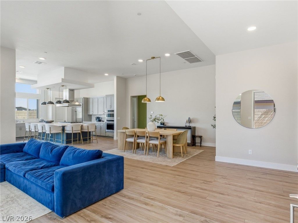 10054 Egan Valley Street — photo 4
