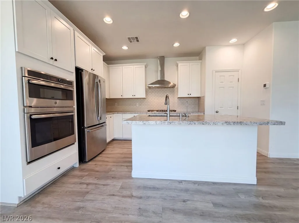 6238 Ashley Hills Avenue — photo 2