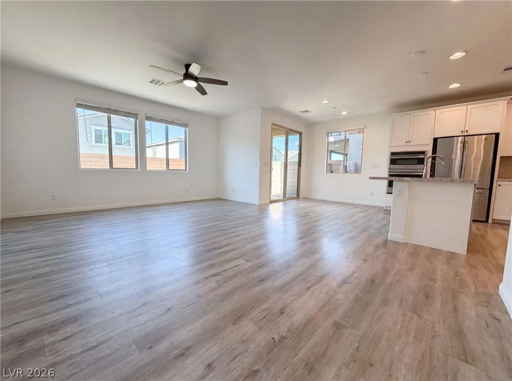 6238 Ashley Hills Avenue — photo 3