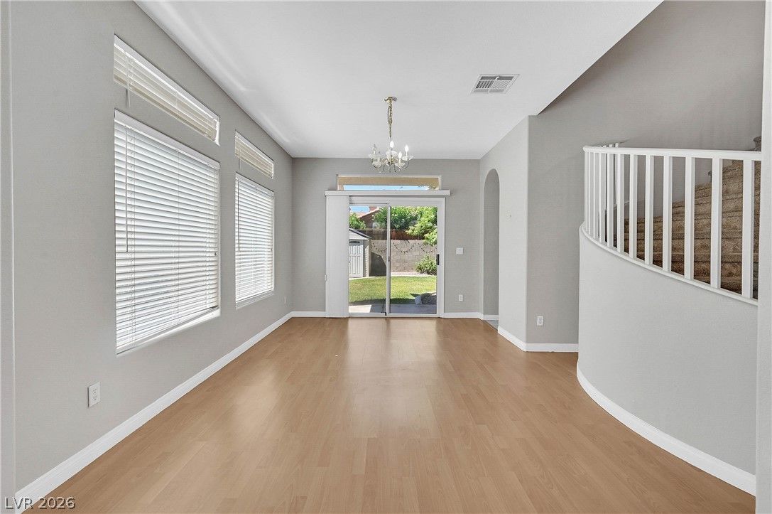 8828 La Manga Avenue — photo 5